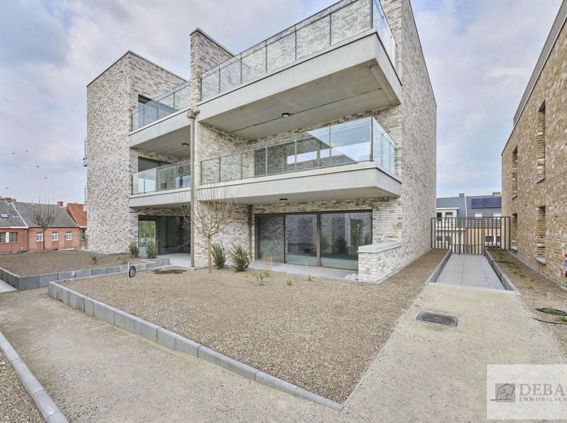Ben je op zoek naar een zorgeloze investering met een aantrekkelijk rendement? Dit moderne en energiezuinige appartement biedt je niet alleen een fant