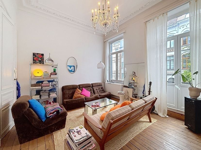 Appartement te huur in ,
                    1060 Sint-Gillis