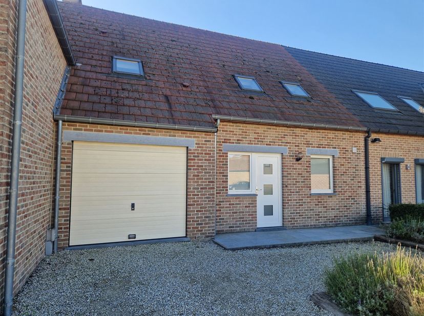 Huis te huur in Rue Blanche 74,
                    7608 Wiers