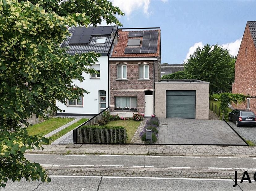 Maison à vendre
                    à 2630 Aartselaar