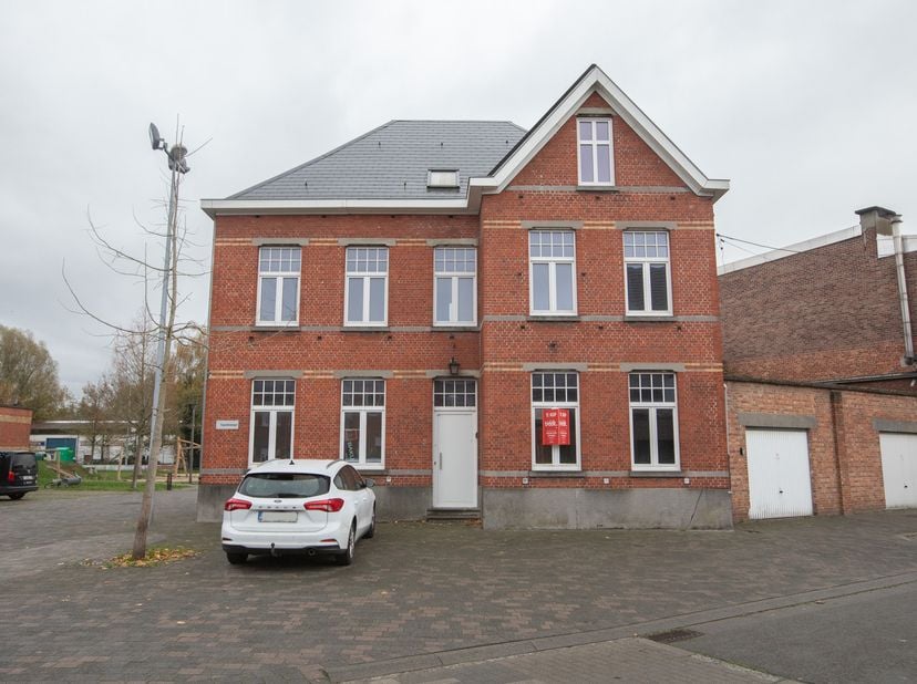 UNIEK PAND - <br />
<br />
GEMEENTE WETTEREN, 1e afdeling:<br />
Geprekadastreerd of het geweest volgens recente kadastrale bescheiden sectie G, numme