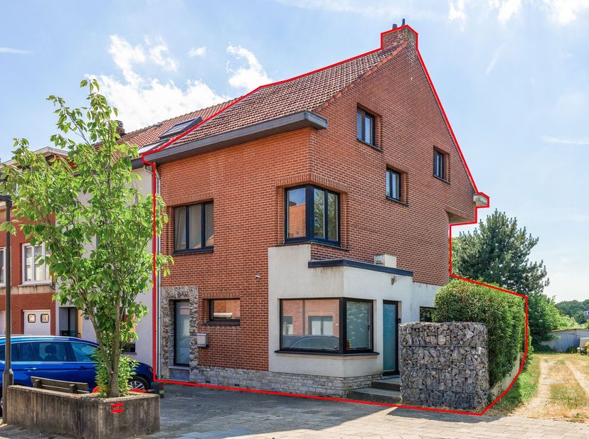Maison à vendre à Rubensstraat 54,
                    2640 Mortsel