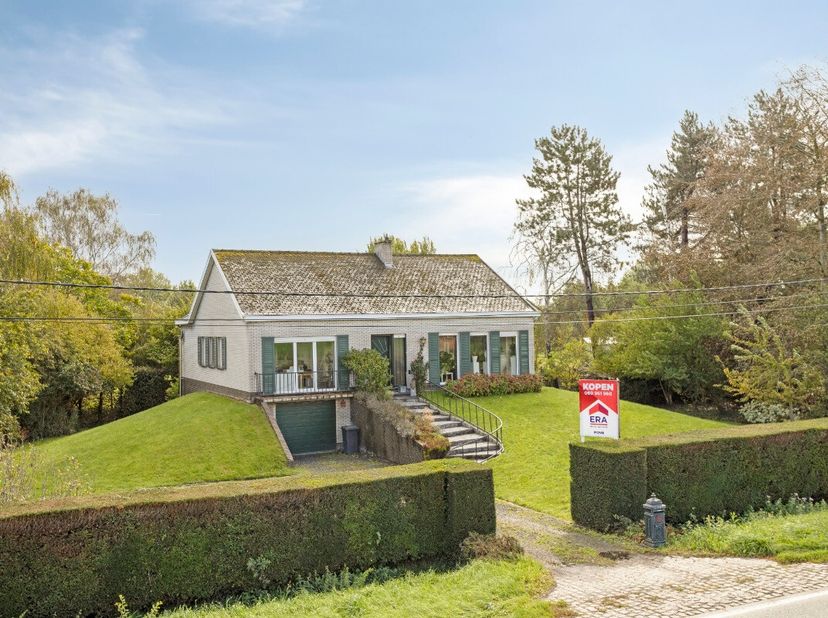 Huis te koop in Torhoutsesteenweg 459,
                    8210 Veldegem