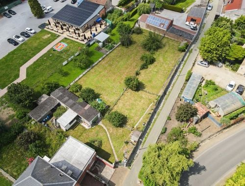                                         Bouwgrond te koop in Carnières, € 115.000
