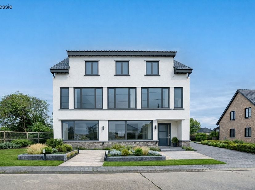 Bent u op zoek naar een uniek renovatieproject of een interessante investering? Op Houterstraat 20 in Gellik presenteren wij u een pand met ongekende