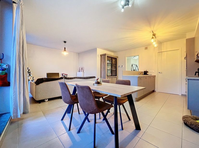 Appartement à louer
                    à 8840 Oostnieuwkerke