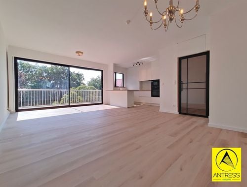                                         Appartement te huur in Edegem, € 1.150
