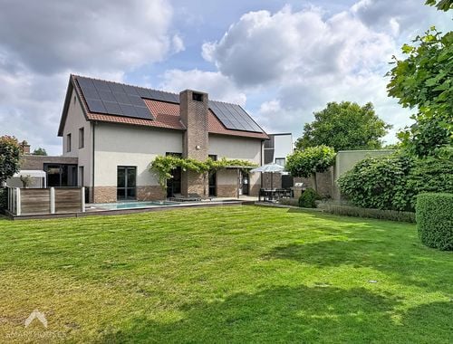                                         Villa te koop in Roeselare, € 749.000
