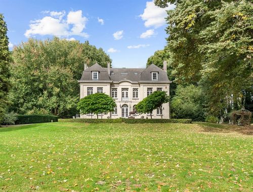                                         Kasteel te koop in Pommeroeul, € 1.500.000
