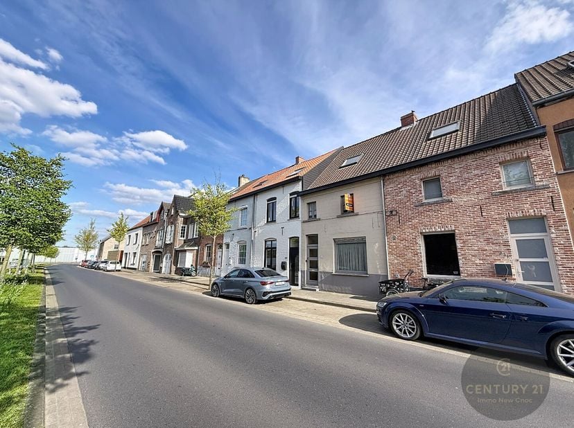 Maison à vendre
                    à 8200 Sint-Andries