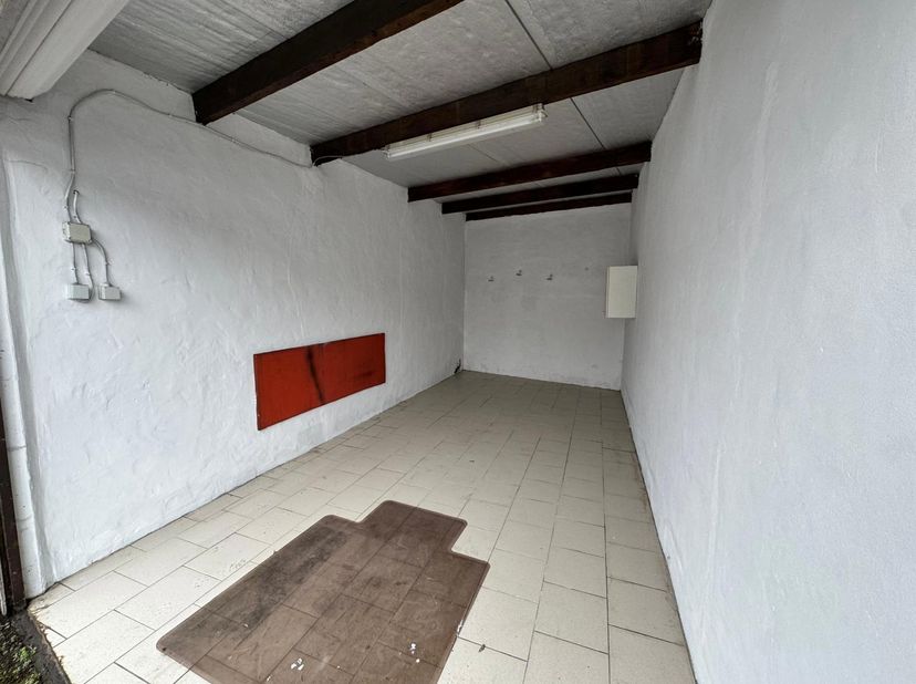 Garage à vendre
                    à 8400 Oostende
