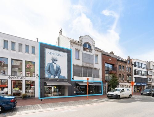                                         Bien commercial à vendre à Roeselare, € 825.000
