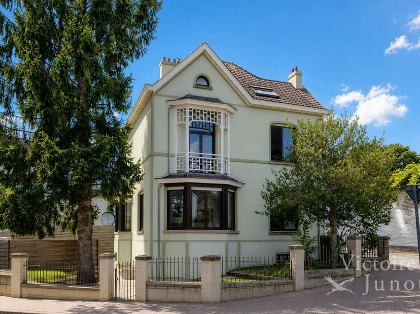 Huis te koop in ,
                    1560 Hoeilaart