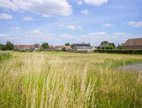                                         Terrain à bâtir à vendre à Comines, € 177.000
