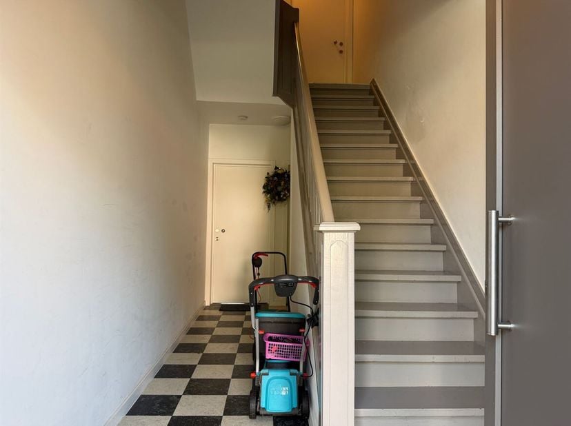 Gezellig en rustig gelegen appartement in Mechelen<br />
Op de Kleine Bareelstraat 22 te Mechelen bevindt zich dit verzorgd gelijkvloers appartement.