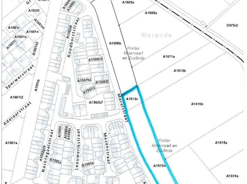 Twee percelen landbouwgrond - verpacht > 18j te Wachtebeke, aan de Merelstraat; Minimumprijs: 55.000 euro; Biedingen dienen bij het notariskantoor toe