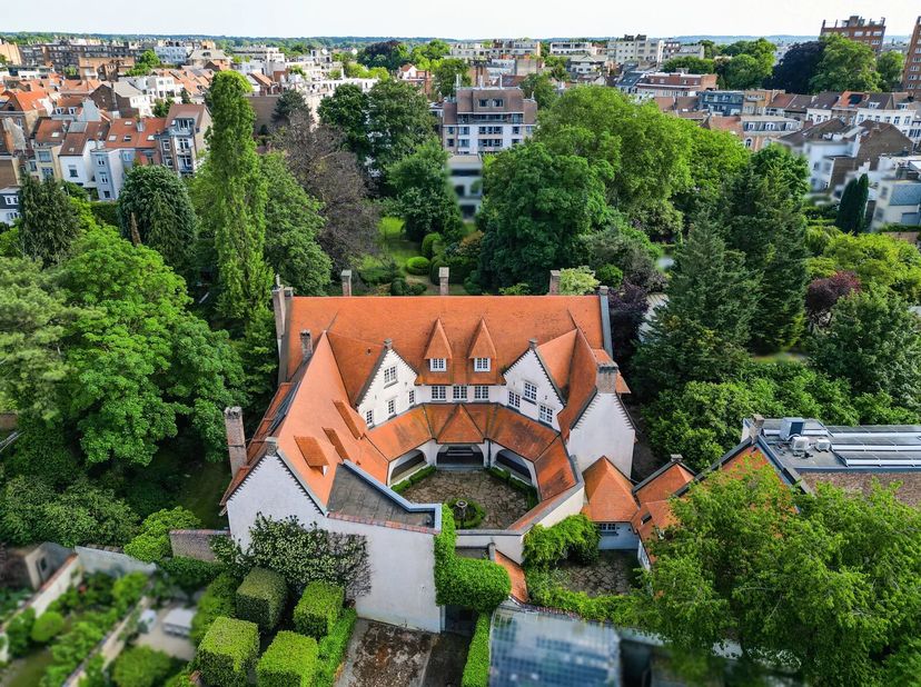 4 Molière-Place Brugmann : Propriété d'exception dans un parc de 6000 m²
