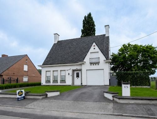                                         Woning te koop in Deerlijk, € 375.000
