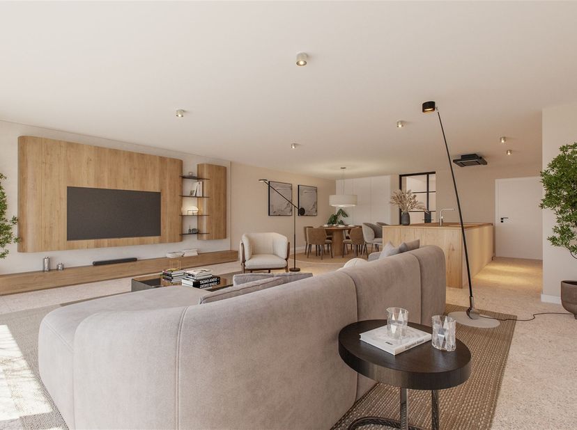 Cette maison BEN, actuellement en phase de finition et située dans une rue calme à sens unique, est idéale pour les télétravailleurs. Avec un garage d