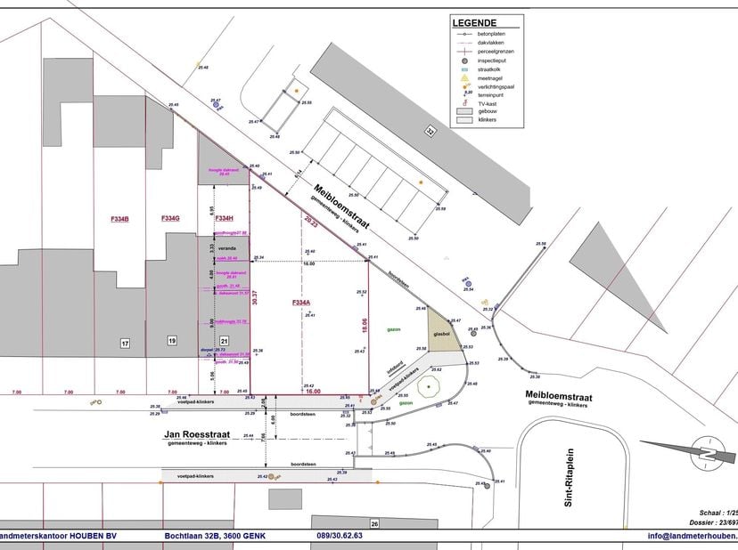 Bouwgrond voor gesloten en halfopen bebouwing op 388 m²<br />
<br />
Deze bouwgrond is gunstig gelegen op korte afstand van het centrum van Oud-Turn