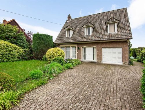                                         Eengezinswoning te koop in Waasmunster, € 425.000

