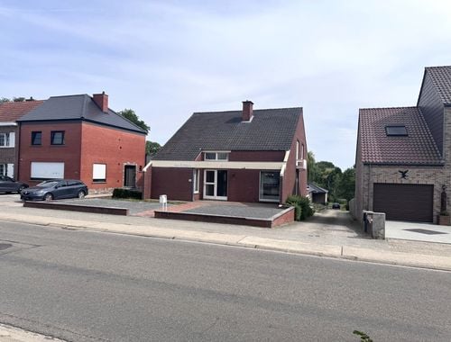                                         Villa te koop in Tienen, € 349.000
