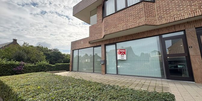 Bien professionnel à louer à Van Groesbeekstraat 2, 3511 Kuringen