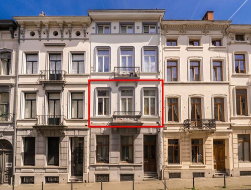                                        Appartement te koop in Brussel, € 390.000
