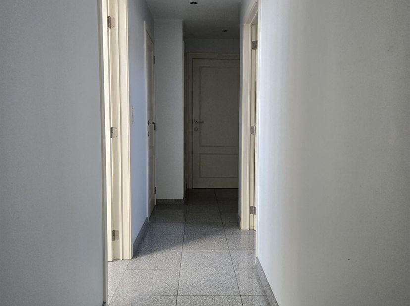 Appartement à louer
                    à 2400 Mol