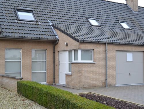                                         Maison à louer à Vichte, € 935

