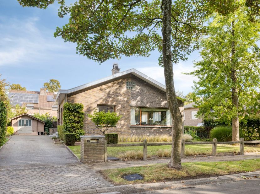 Huis te koop in Pieter Cieterslaan 15,
                    9032 Wondelgem