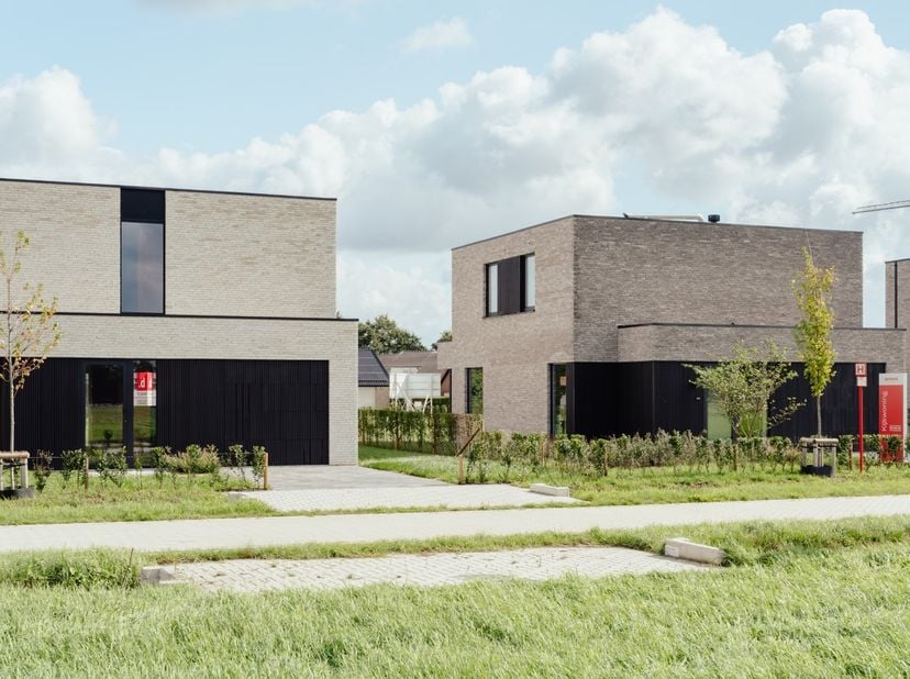 Project in Eggerstraat 8,
                    2390 Oostmalle