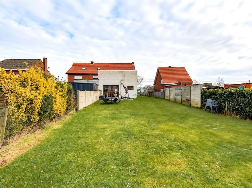 Huis te koop in Hoogstraatsebaan 211,
                    2390 Oostmalle