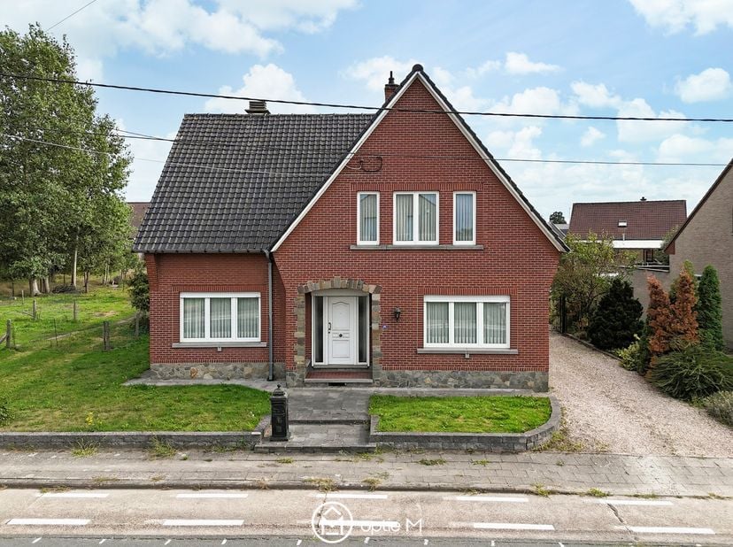 Huis te koop in Eik 25,
                    3740 Bilzen