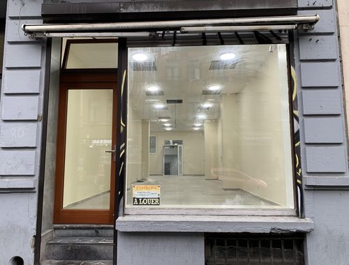                                         Bien professionnel à louer à Schaerbeek, € 1.800
