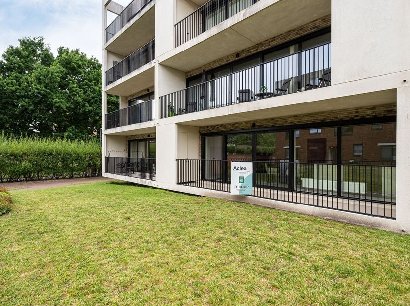 Appartement te koop in Dullaert 24 bus 1,
                    9900 Eeklo