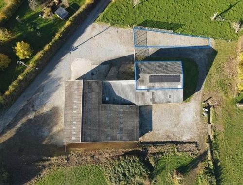                                         Opslagplaats te koop in Pesche, € 150.000
