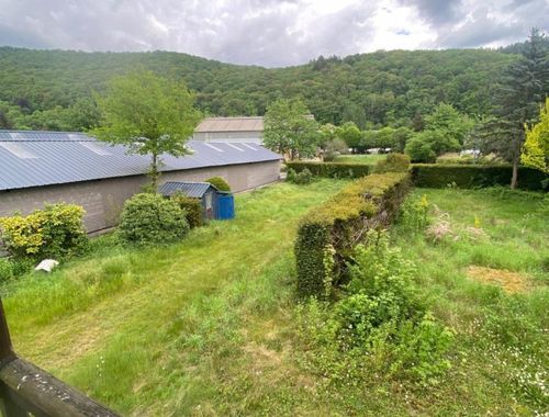                                        Terrain à vendre à La Roche-en-Ardenne, € 96.000

