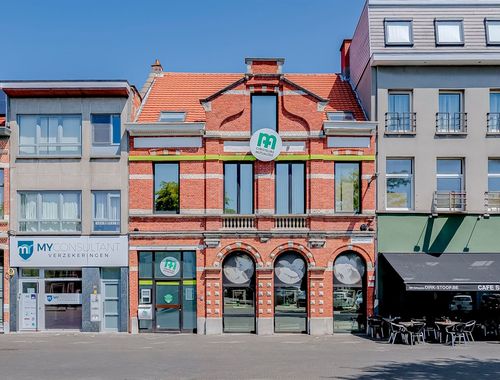                                         Gemengd gebruik te koop in Merksem, € 549.000
