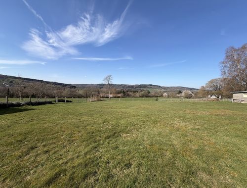                                         Bouwgrond te koop in Dochamps, € 75.000
