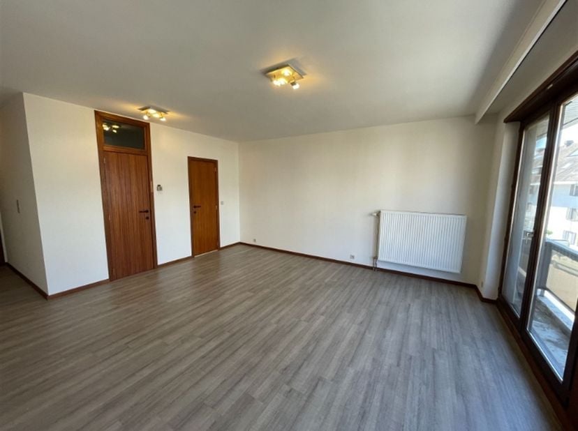 Appartement te huur in Bloemistenstraat 9 bus 22,
                    8500 Kortrijk