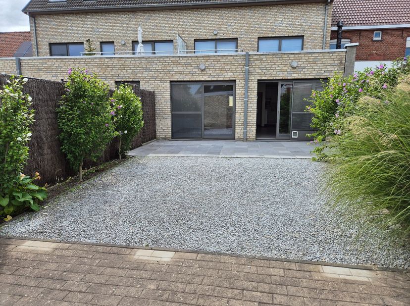 Appartement à louer
                    à 8840 Westrozebeke