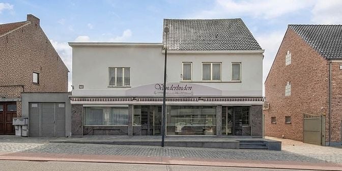 Bedrijfsvastgoed te koop in Dorpsplein 19, 3470 Kortenaken