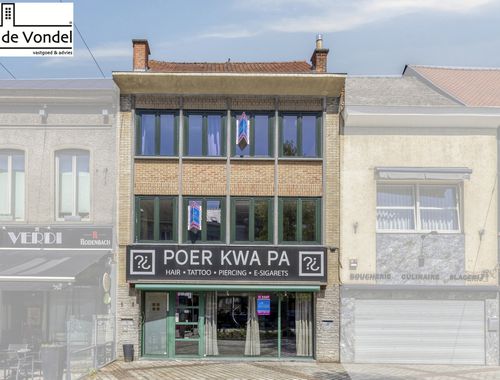                                         Usage mixte à vendre à Renaix, € 249.000
