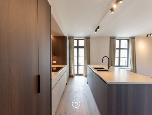                                         Appartement à louer à Brugge, € 2.250
