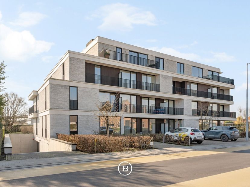 Dans la résidence élégante de Gardeno, à distance de marche du marché d'Ardooie, se trouve ce bel appartement fini au deuxième étage. Grâce aux grande
