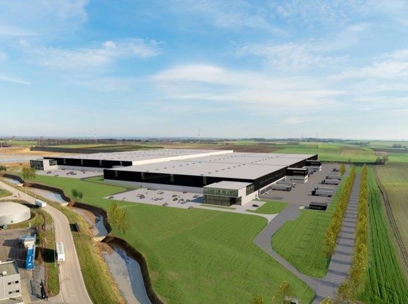 Logistiek Centrum Tongeren: Europese hub vanaf 9.849 m² met flexibele oplevering. Direct aan de E313 voor optimale internationale distributie.<br />
<