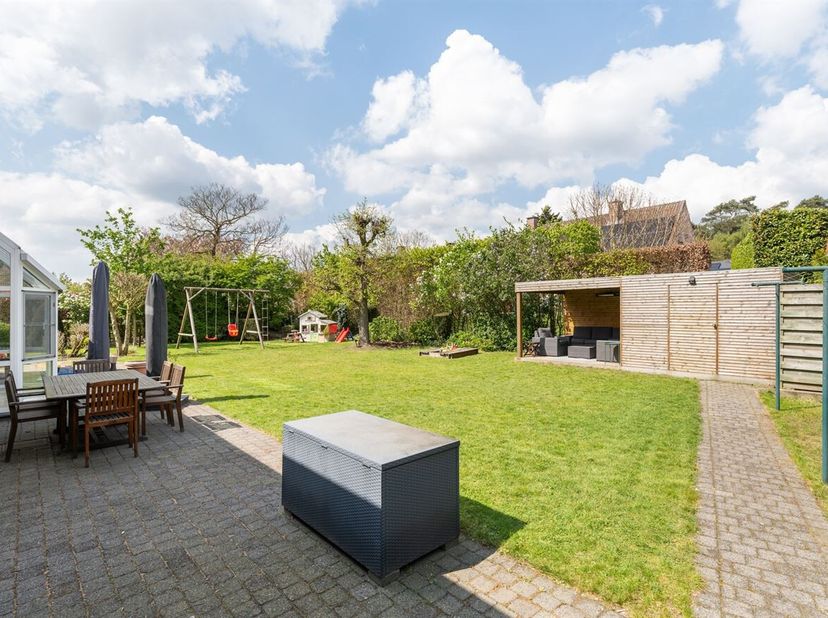 Prachtige instapklare villa met 4 slaapkamers in residentiële wijk Ter Beucken<br />
Deze stijlvolle en uitstekend onderhouden villa is gelegen in de