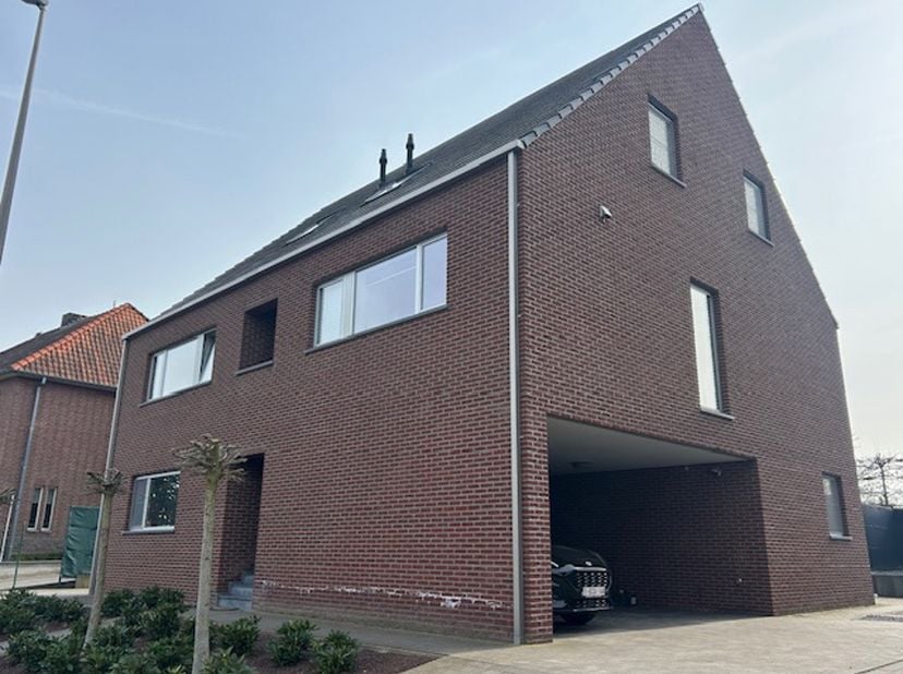 Appartement à vendre
                    à 3620 Gellik