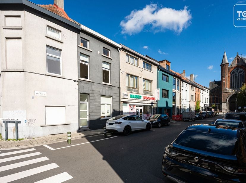Huis te koop in Maria-Theresiastraat 63,
                    9000 Gent